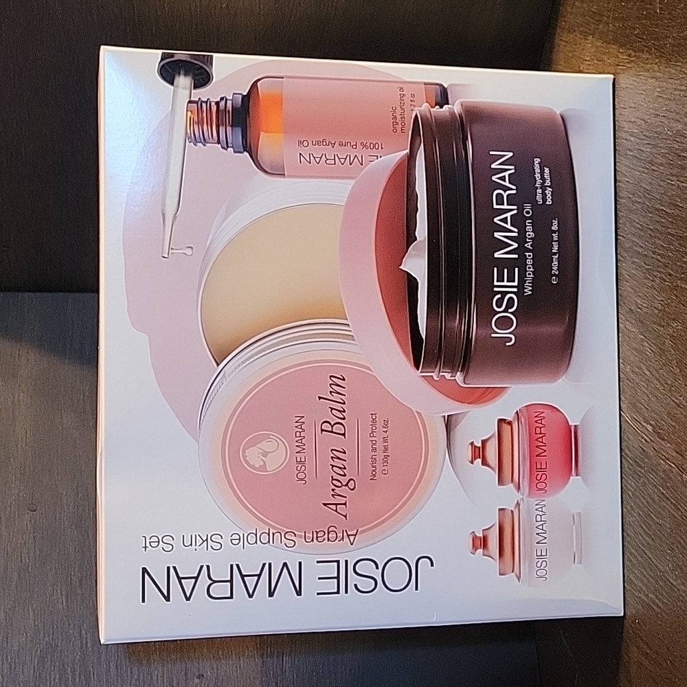 New Josie Moran Argab Supple Skin Set